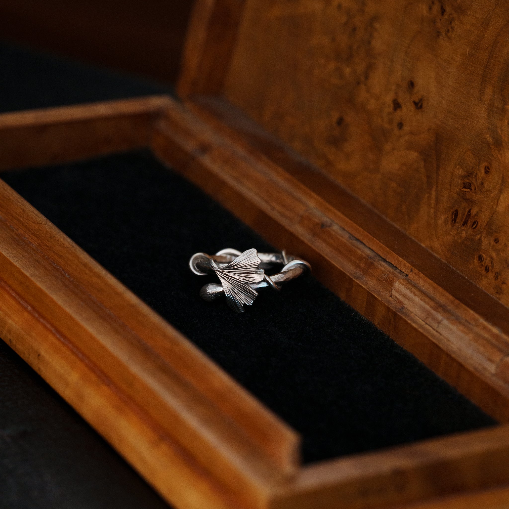 Ginkgo leaf ring ( 5 hours RING MAKING __ IMMERSIVE CHALLENGE )