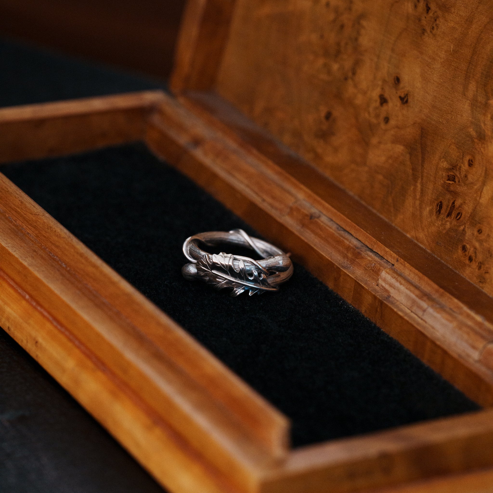 Oak leaf ring ( 5 hours RING MAKING __ IMMERSIVE CHALLENGE )