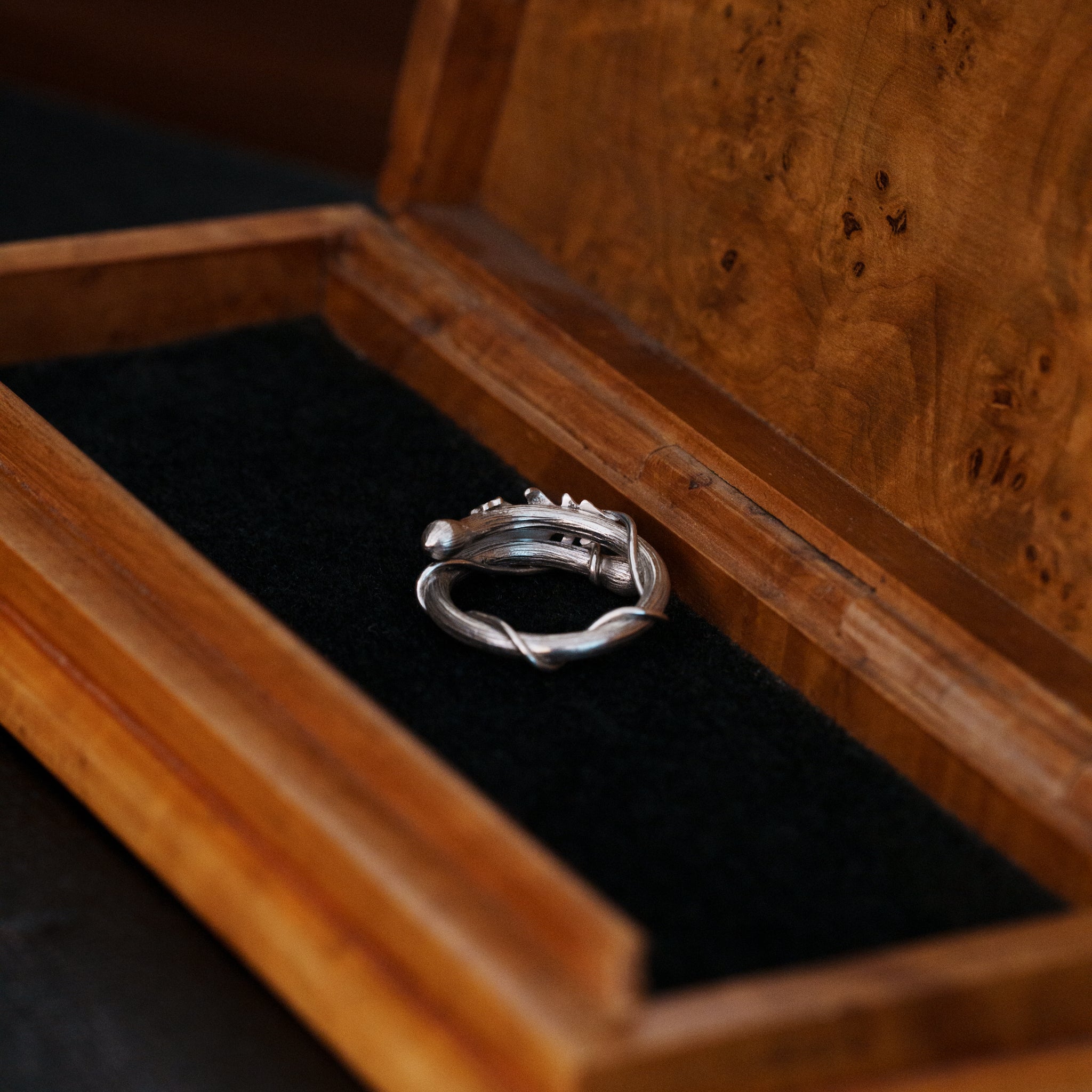 Oak leaf ring ( 5 hours RING MAKING __ IMMERSIVE CHALLENGE )