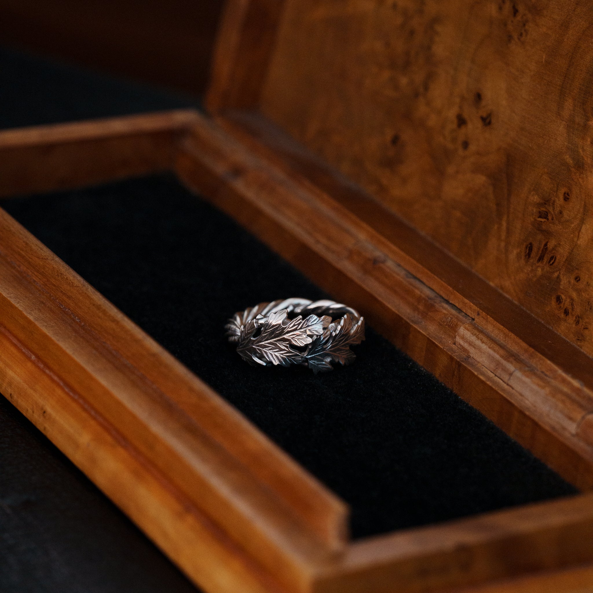 Feverfew leaf ring ( 5 hours RING MAKING __ IMMERSIVE CHALLENGE )