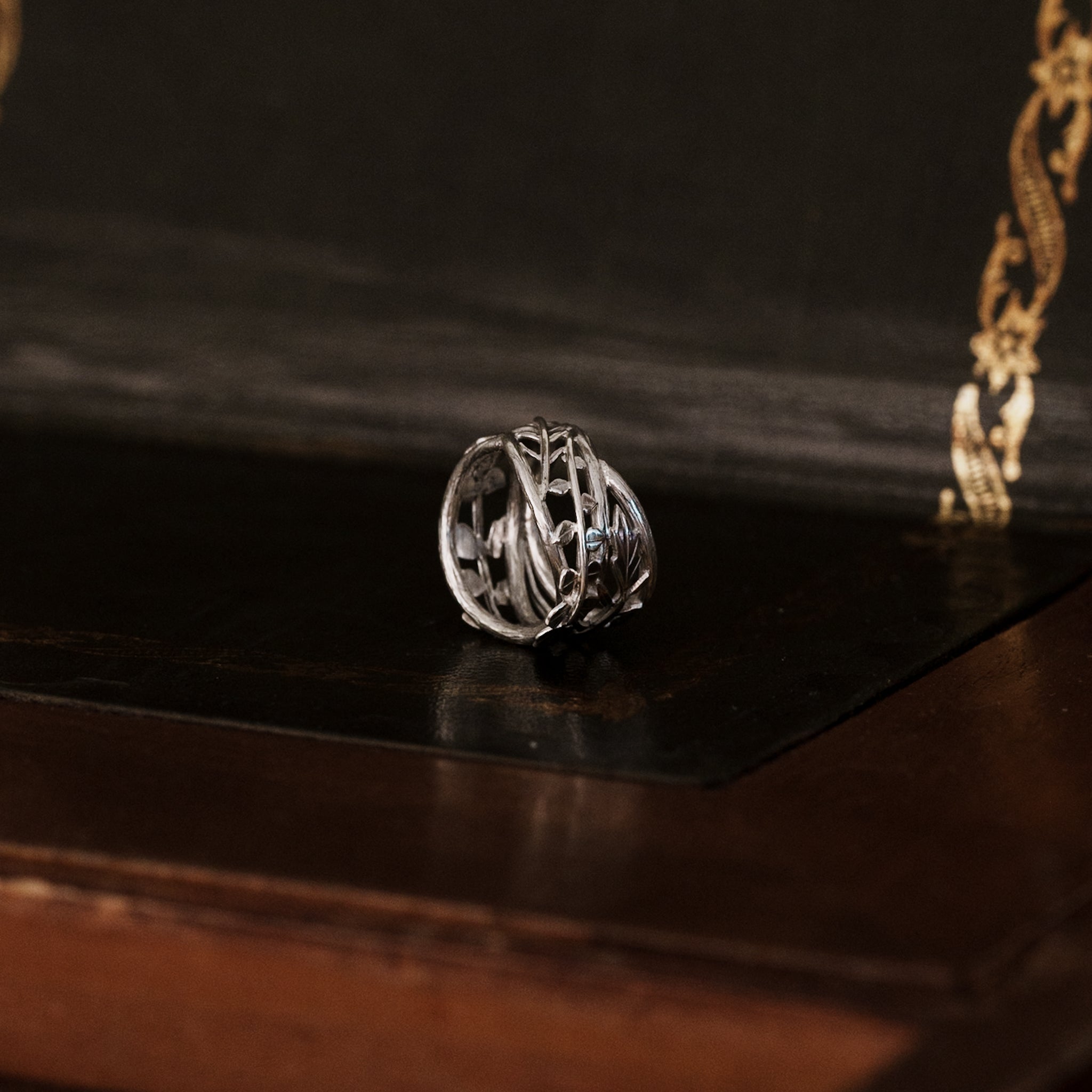 The Botanical Unicum Vol. I __ Cuckoo [ HK SIZE 11 ]